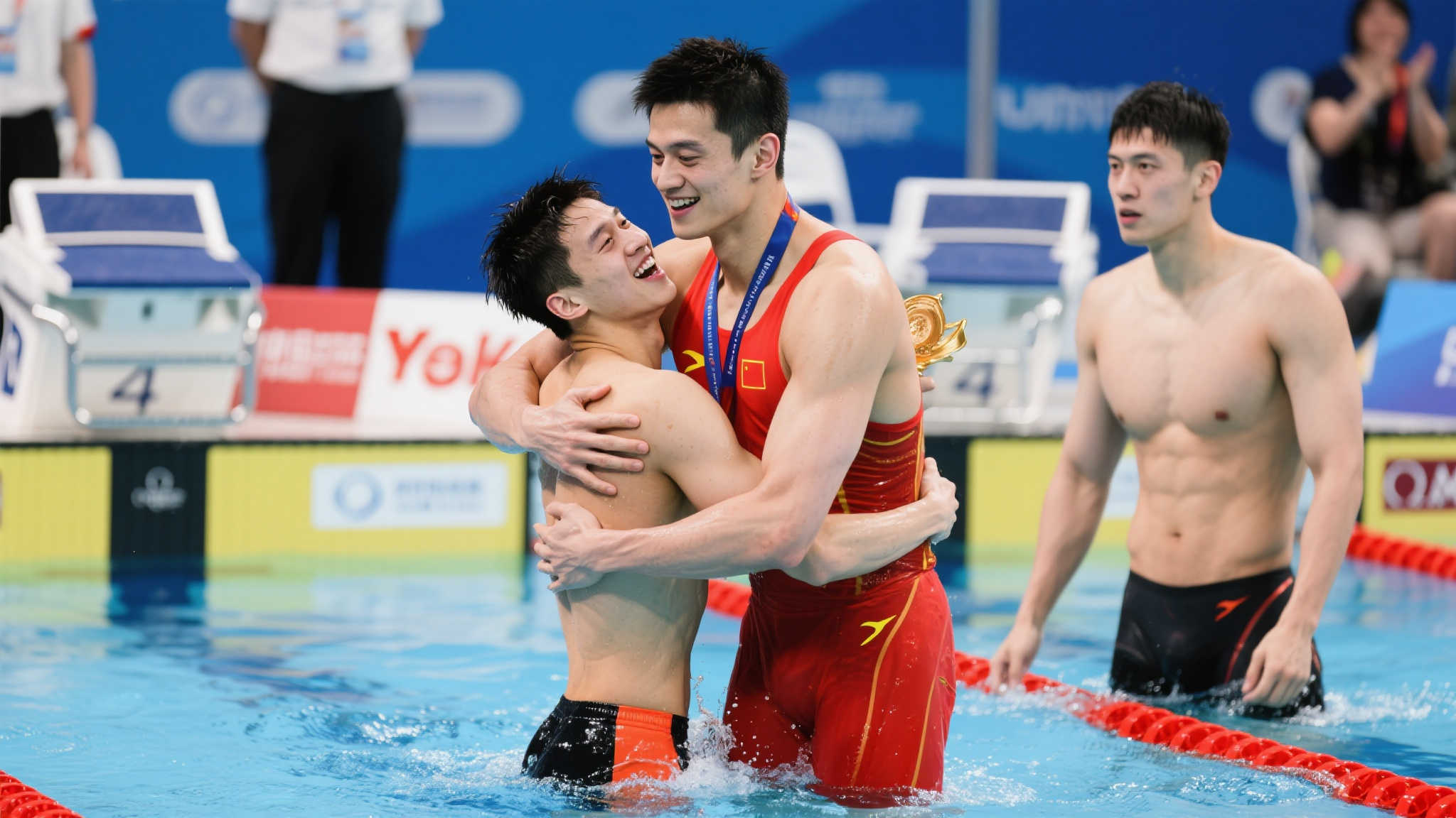 尔肩膀脱臼 尔肩膀脱臼